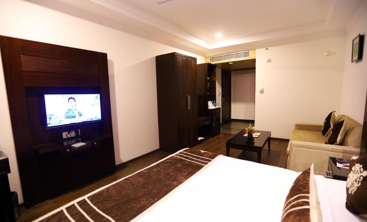 Hotel Pitrashish Pride Igi Intl Airport Delhi Exterior foto